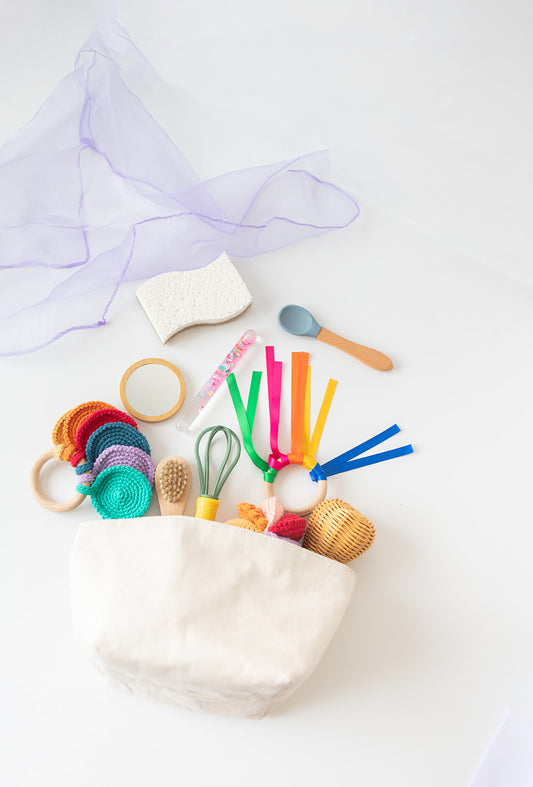 Cesto de los Tesoros para Bebés. Inspirado en pedagogías activas (Montessori, Pikler y Waldorf)