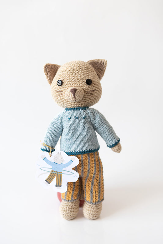 Gato tejido al crochet AMIGURUMI